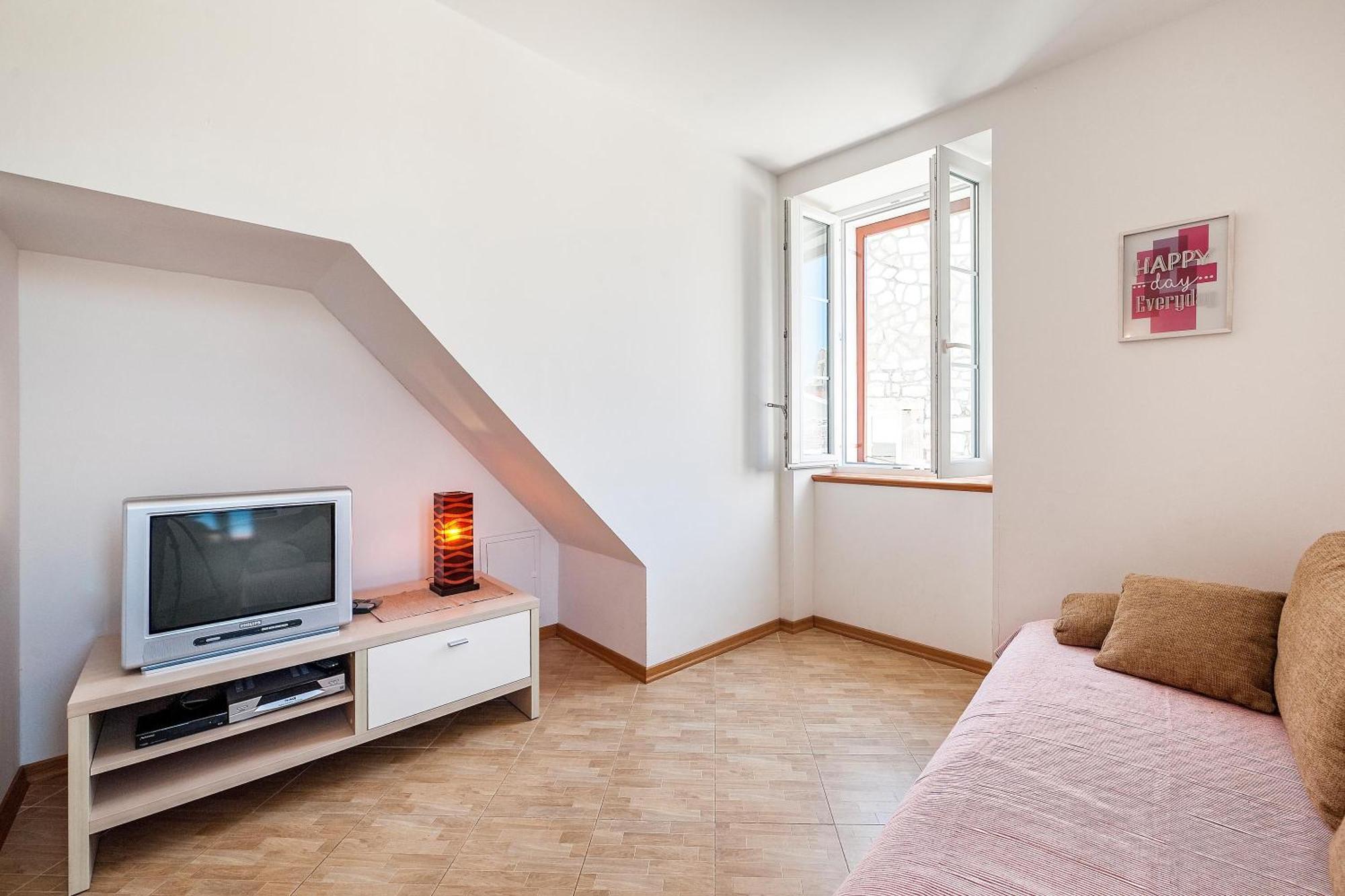 Apartmani Aligator Primosten Exterior photo